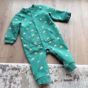 Baby Christmas Holiday Reindeer
Sweatshirt Romper - Cloud Island™ Green, 6-9M